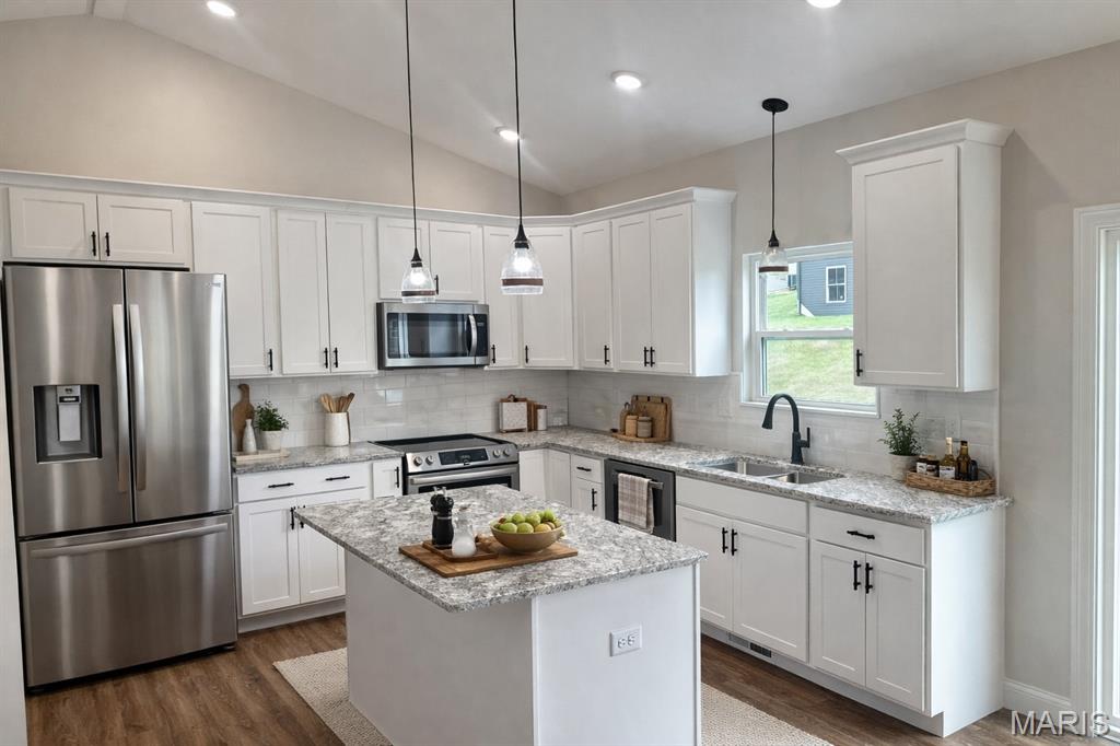 2783 Earth Crest Drive