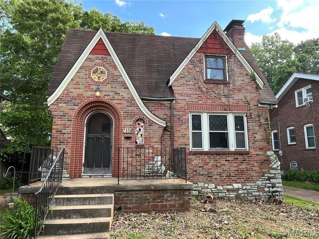 Photo of 7330 Shaftesbury Avenue, St Louis, MO 63130 (MLS # 26026500)