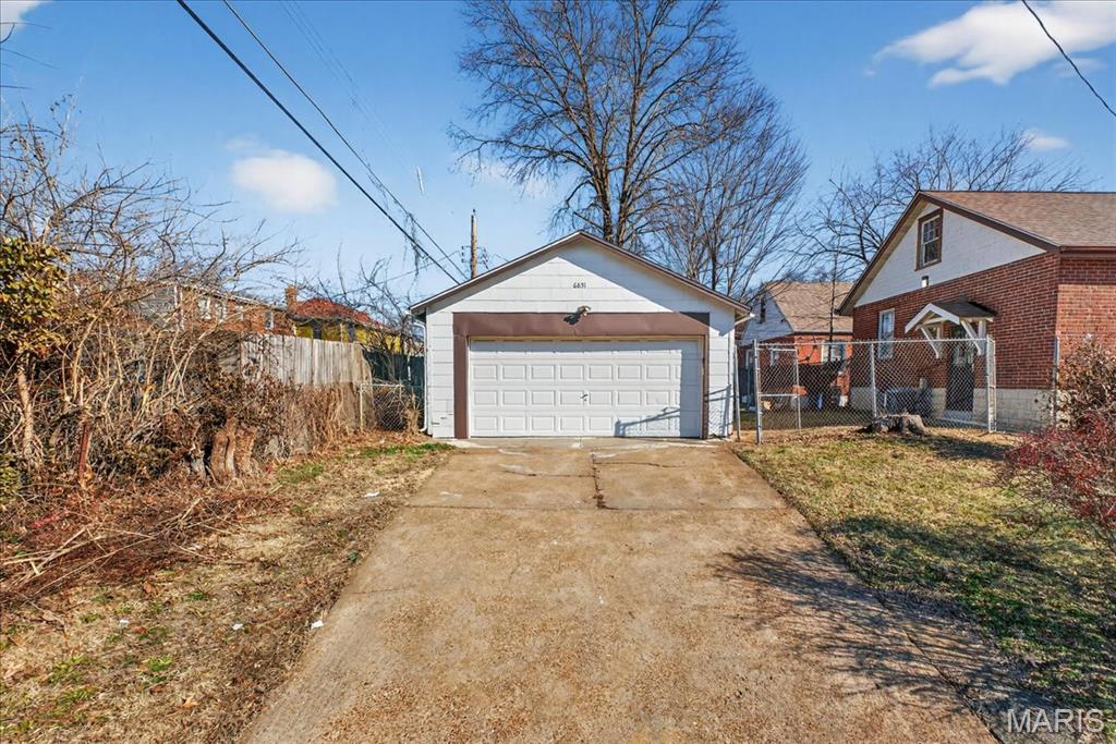 Pershing Heights - Residential