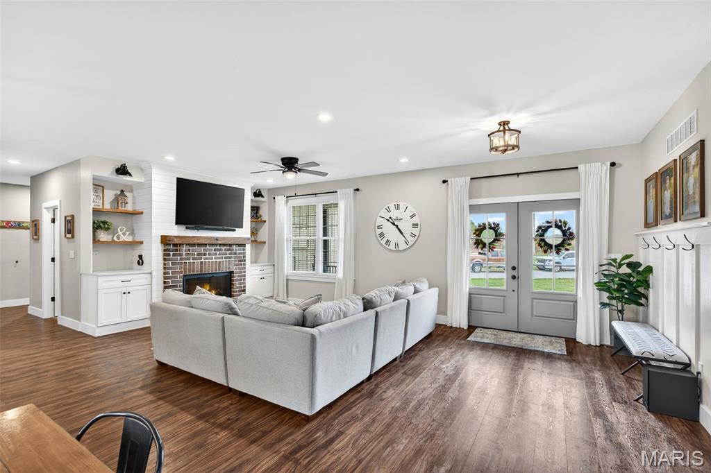 Meadowhaven - Residential