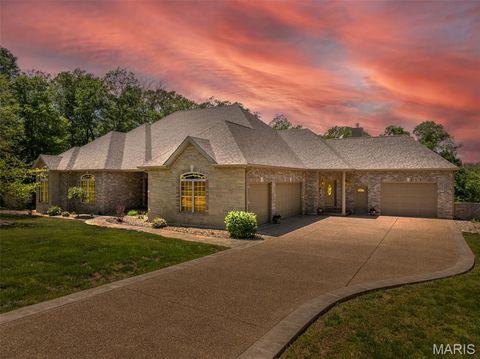 Photo of 3840 Rooster Ridge Lane, Defiance, MO 63341 (MLS # 26016264)