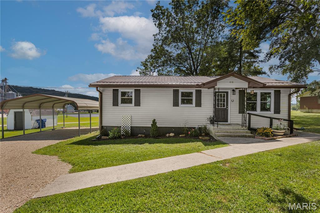 Photo of 610 Broadway Street, Marble Hill, MO 63764 (MLS # 26057153)