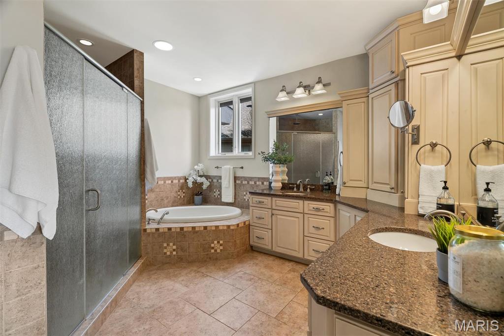 Arbors At Sugarcreek The - Residential