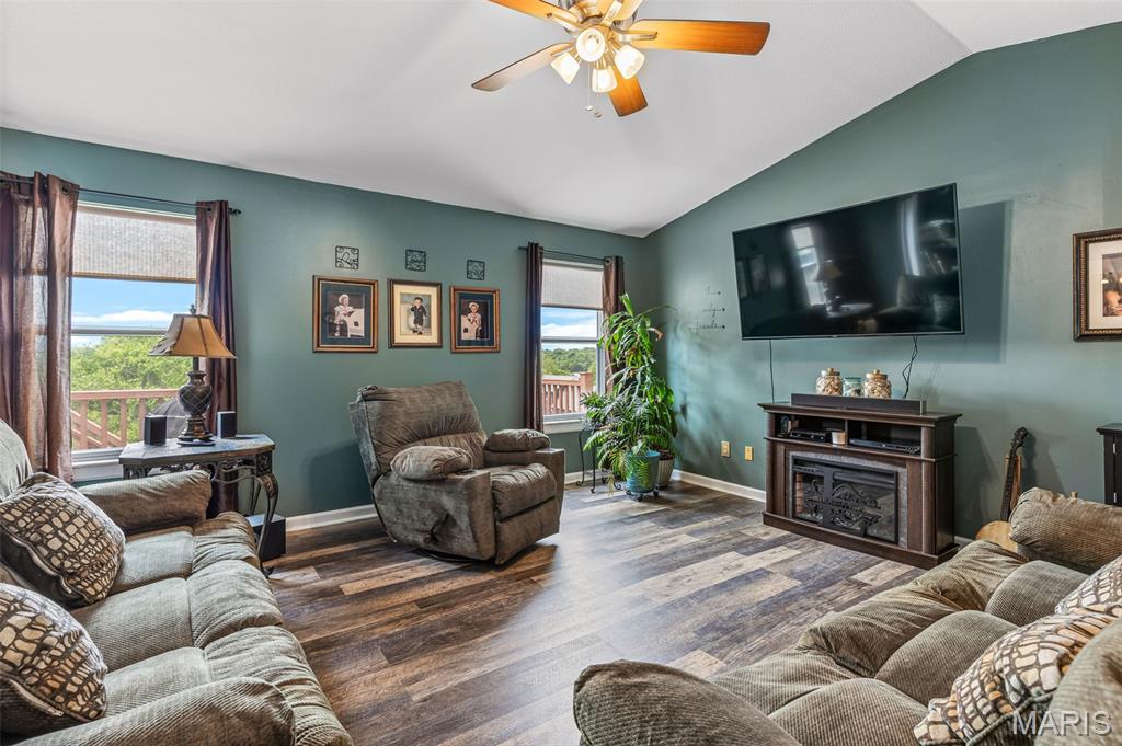 Westchester Oaks 3 - Residential