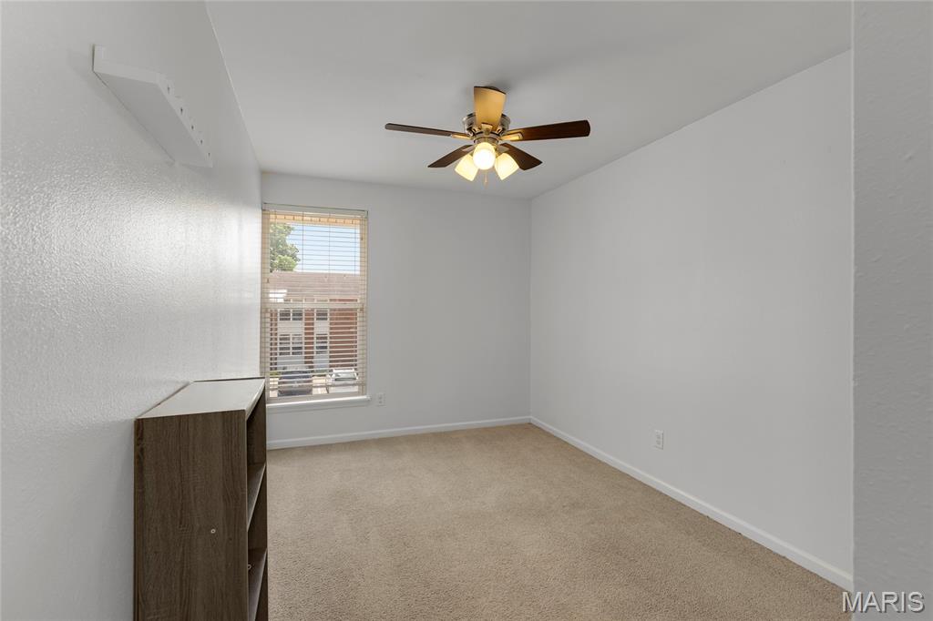 Greenbriar Condo - Residential