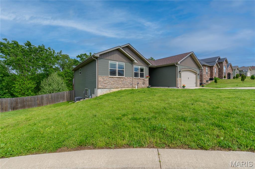 Summit Pass - Residential