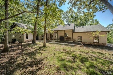 Photo of 1302 Bear Canyon Road, Wildwood, MO 63021 (MLS # 26065329)