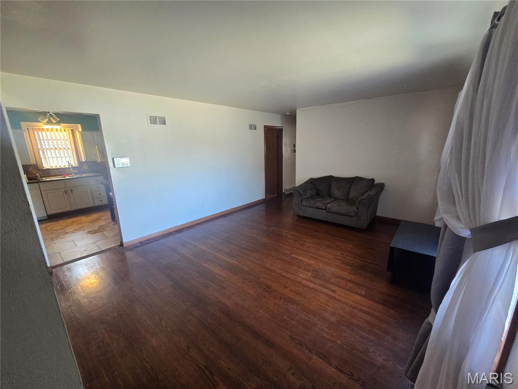 Malin Acres - Residential