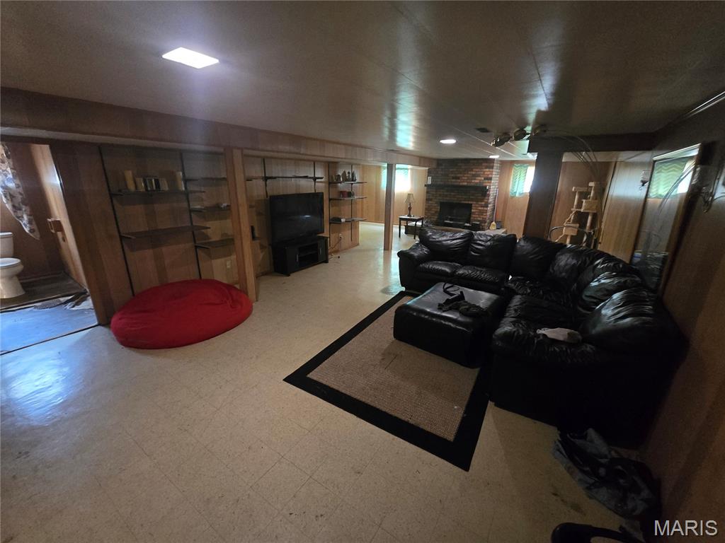 Malin Acres - Residential