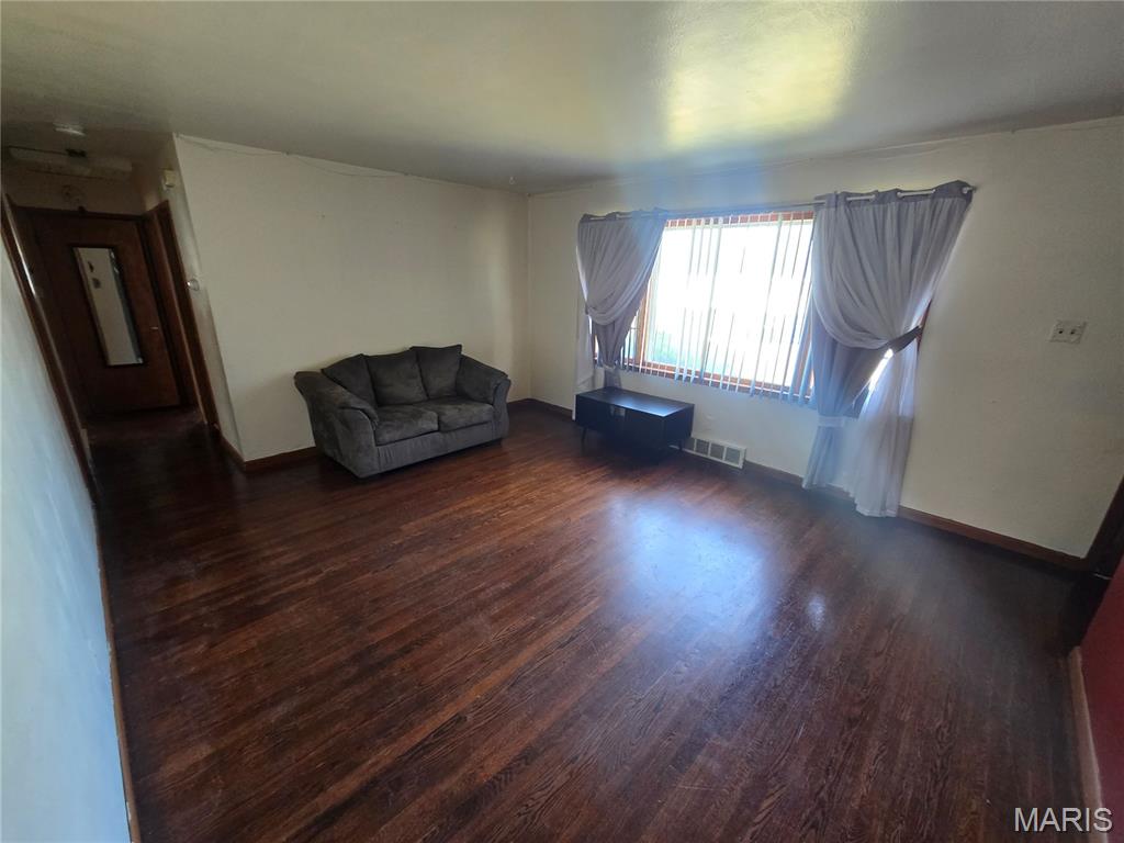 Malin Acres - Residential