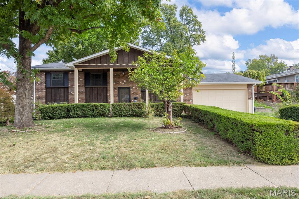 2916 Mockingbird Drive