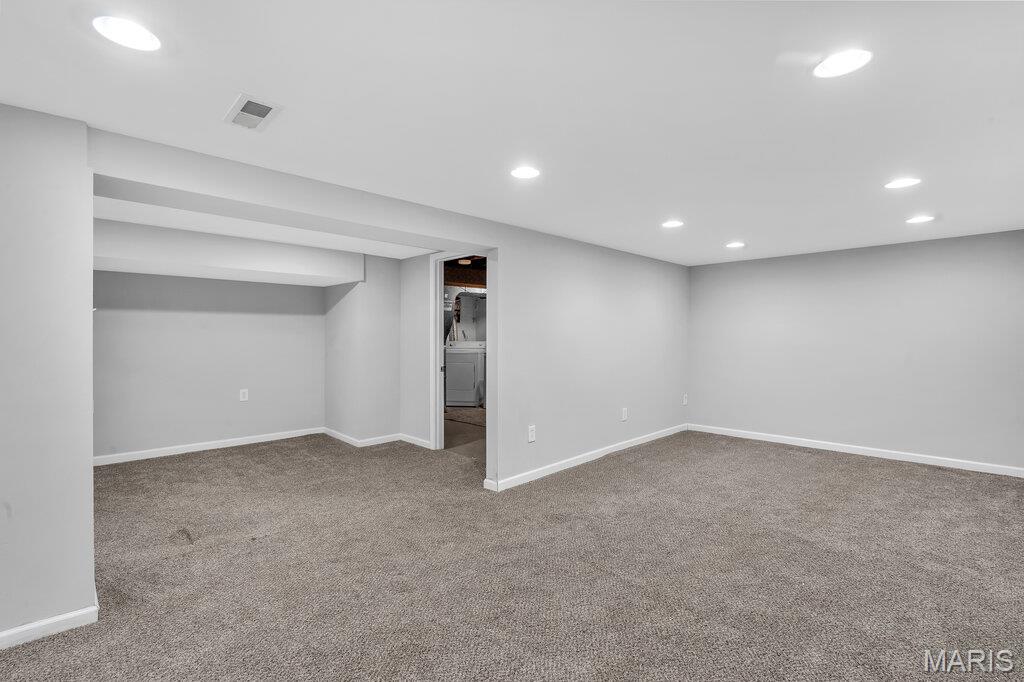 St Louis, Missouri 63123, United States, 3 Bedrooms Bedrooms, ,2 BathroomsBathrooms,Residential,Pending,207330