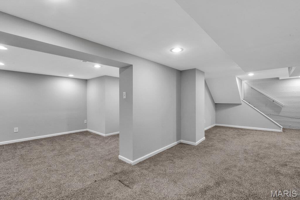 St Louis, Missouri 63123, United States, 3 Bedrooms Bedrooms, ,2 BathroomsBathrooms,Residential,Pending,207330