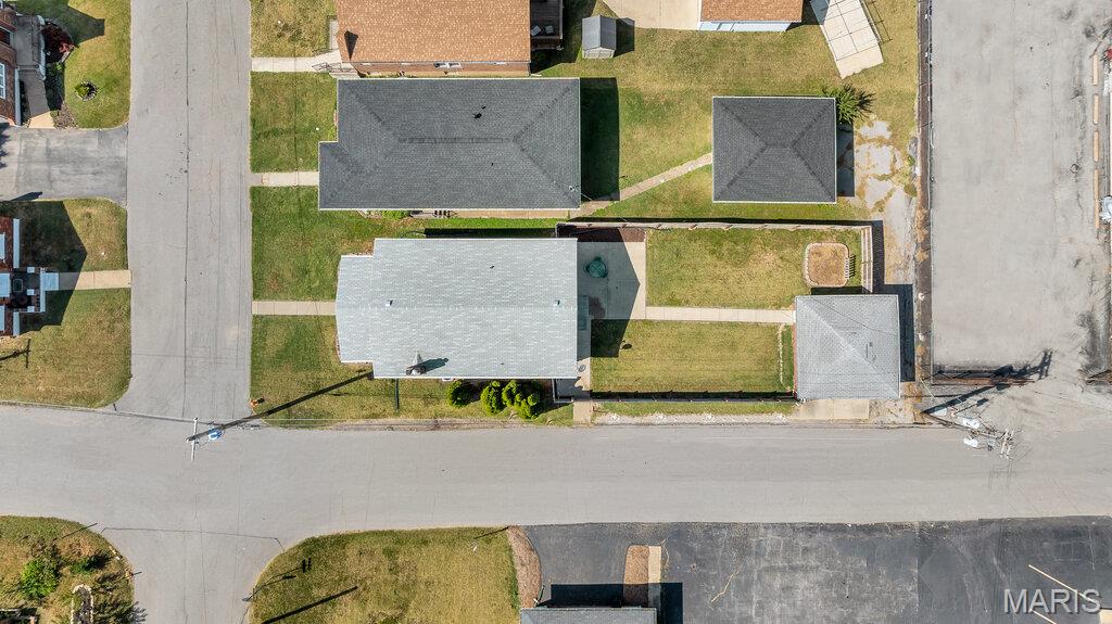 St Louis, Missouri 63123, United States, 3 Bedrooms Bedrooms, ,2 BathroomsBathrooms,Residential,Pending,207330