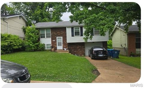 2521 High Ridge Avenue Jennings MO 63136