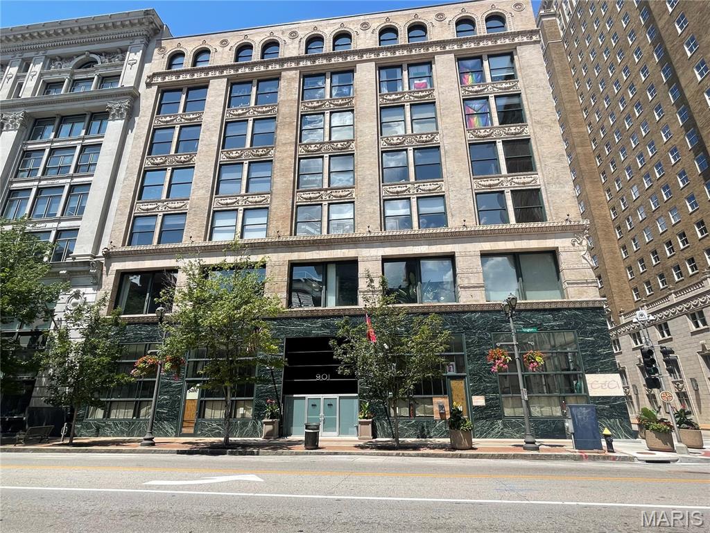 901 Washington Avenue 405