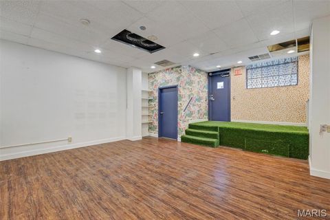 Tiny photo for 116 North Kirkwood Rd, Kirkwood, MO 63122 (MLS # 25080154)