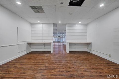 Tiny photo for 116 North Kirkwood Rd, Kirkwood, MO 63122 (MLS # 25080154)