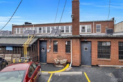 Tiny photo for 116 North Kirkwood Rd, Kirkwood, MO 63122 (MLS # 25080154)