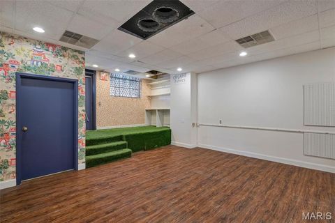 Tiny photo for 116 North Kirkwood Rd, Kirkwood, MO 63122 (MLS # 25080154)