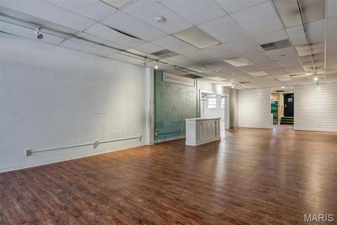 Tiny photo for 116 North Kirkwood Rd, Kirkwood, MO 63122 (MLS # 25080154)