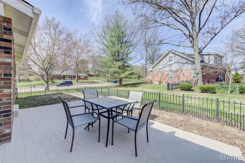 Tiny photo for 323 Chipley Circle, Ballwin, MO 63011 (MLS # 26016318)