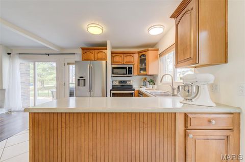 Tiny photo for 323 Chipley Circle, Ballwin, MO 63011 (MLS # 26016318)