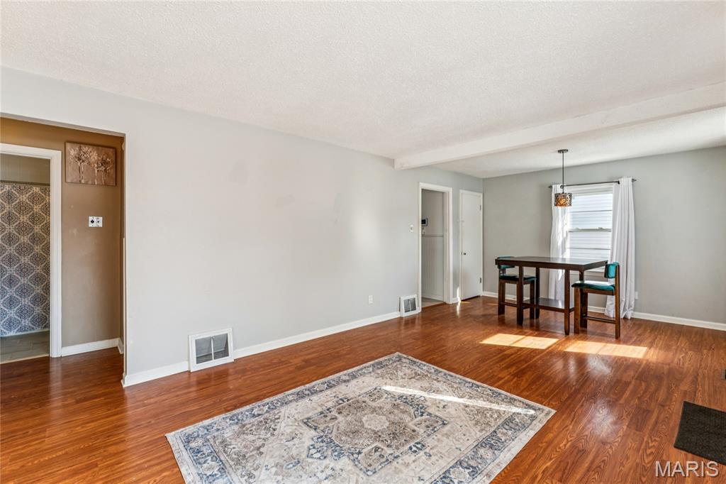 Woodson 4 - Residential