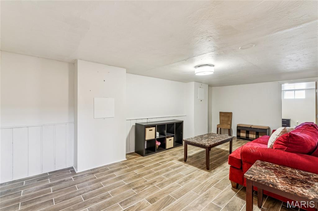 Woodson 4 - Residential