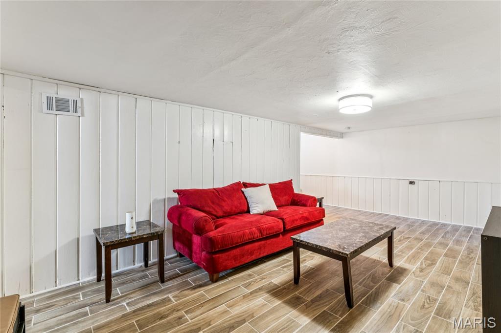 Woodson 4 - Residential