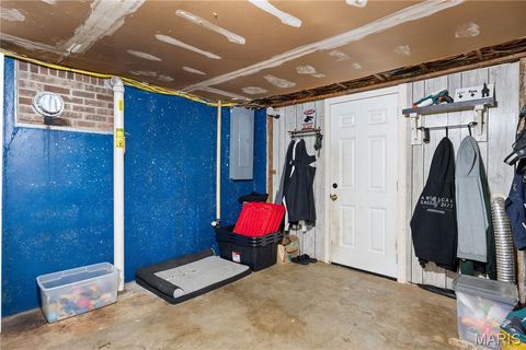 Tiny photo for 59 Oak Hill Road, Eldon, MO 65026 (MLS # 26028344)