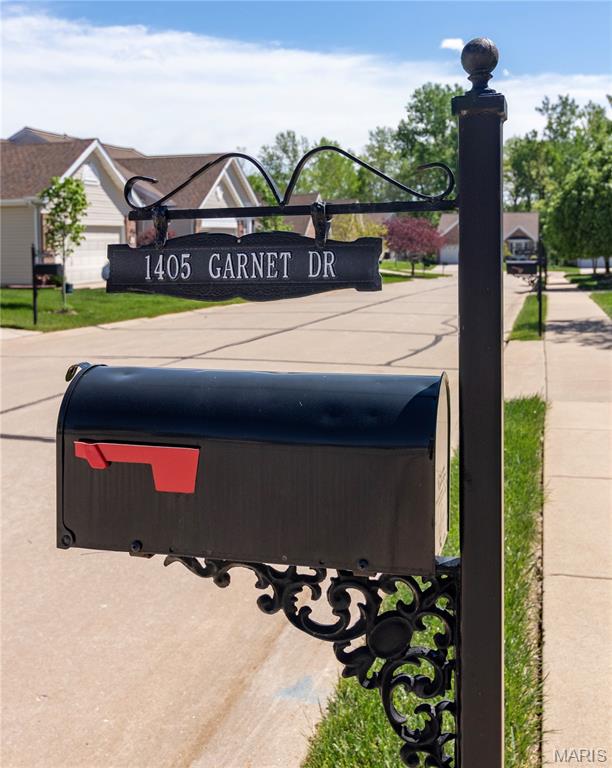 1405 Garnet Drive