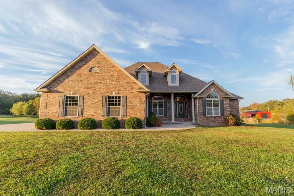 Photo of 22805 GREEN HILLS Road, Lebanon, MO 65536 (MLS # 25080038)