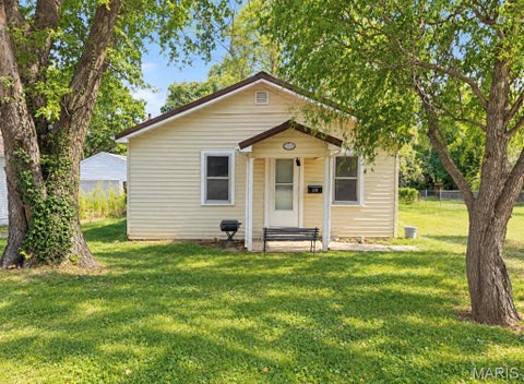 Photo of 310 Krei Boulevard, Farmington, MO 63640 (MLS # 26060311)
