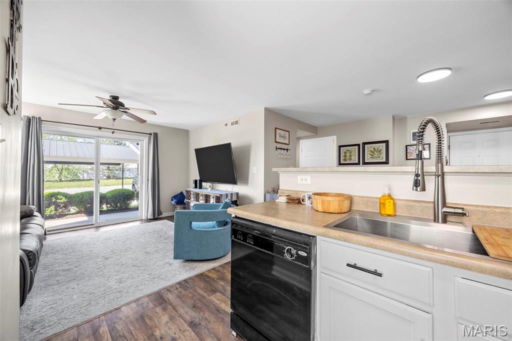 Springhurst Terrace #7 - Residential