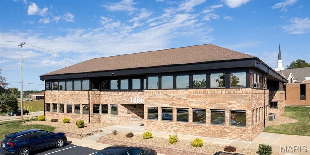 Woodstone Plaza Ph3 - Commercial Lease