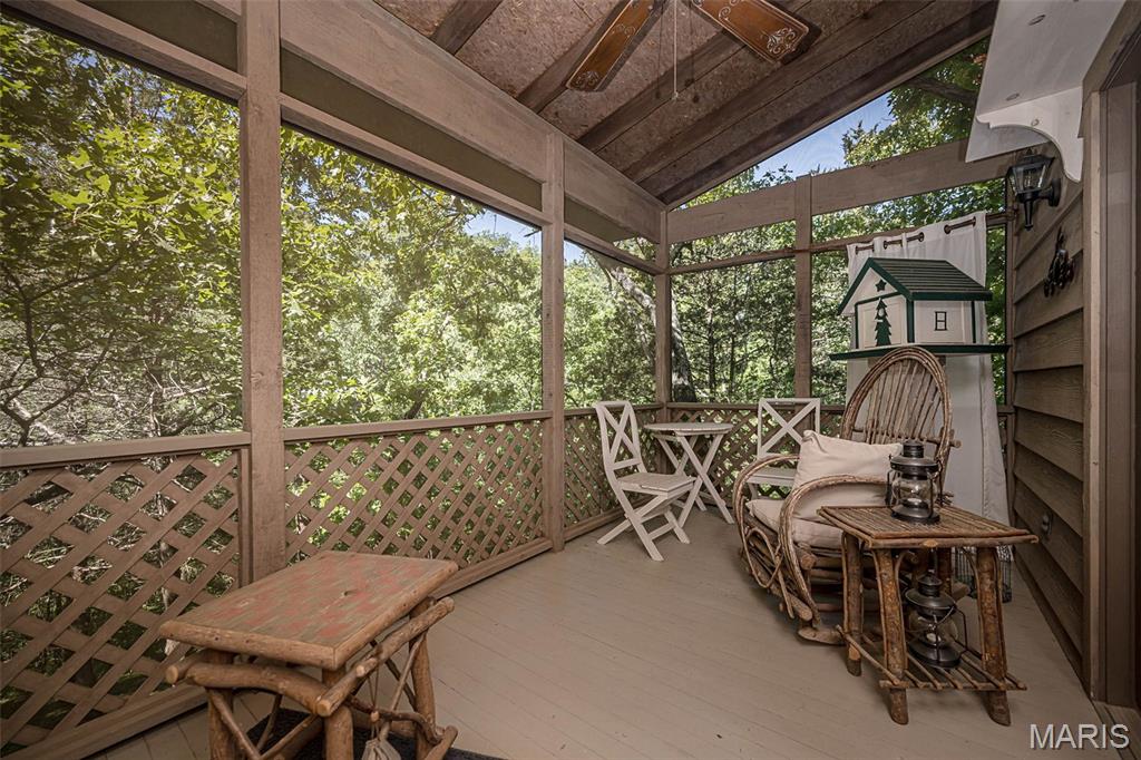 Lakewood Hills Crystal Lake Add - Residential