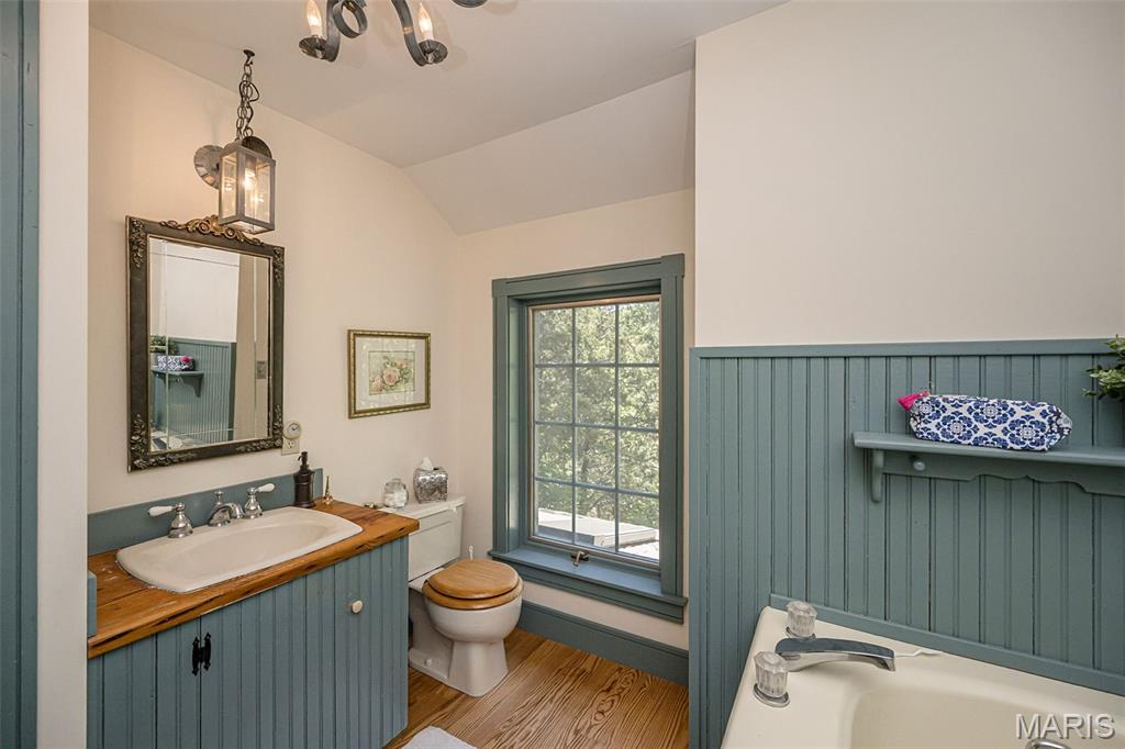 Lakewood Hills Crystal Lake Add - Residential