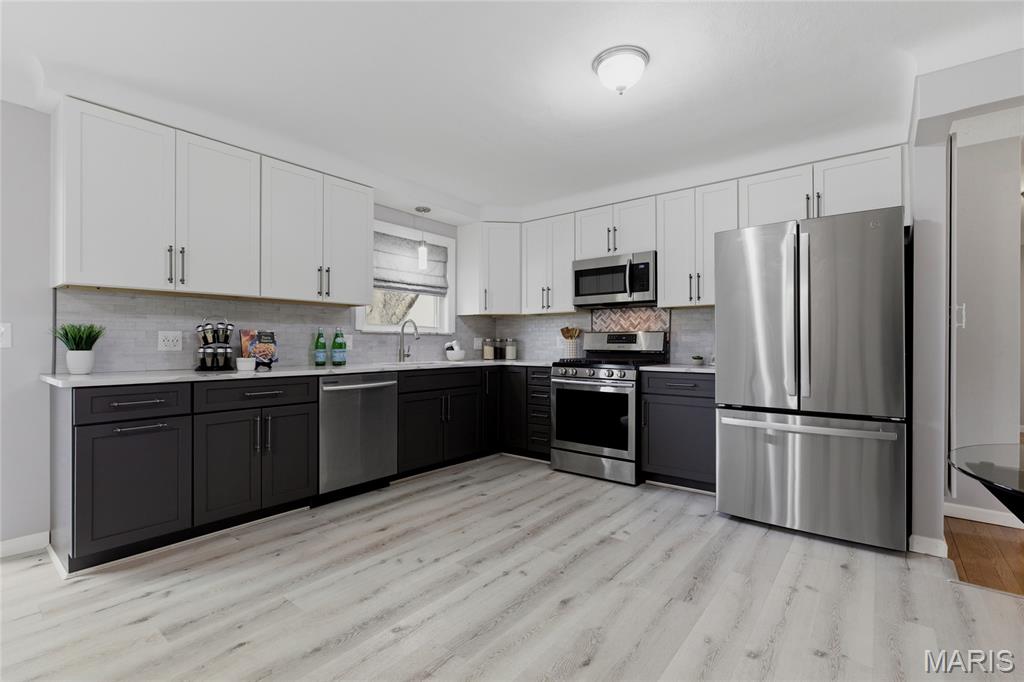 Elmwood Manor - Residential