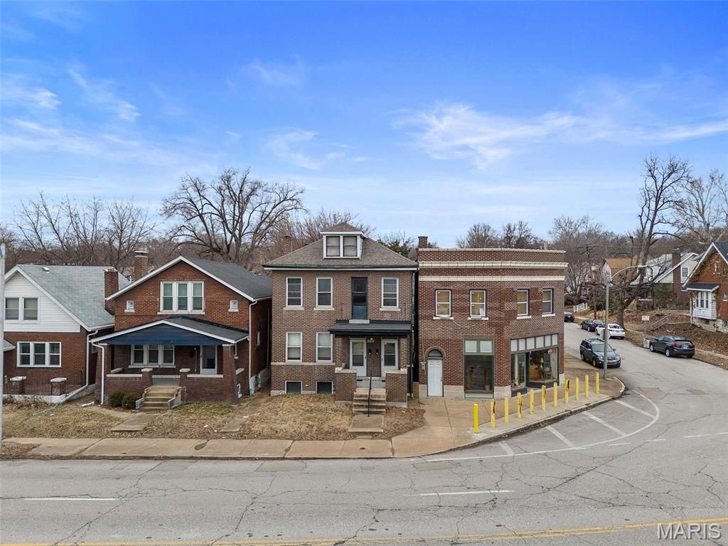 Photo of 2203 McCausland Avenue #1F, St Louis, MO 63143 (MLS # 26019940)