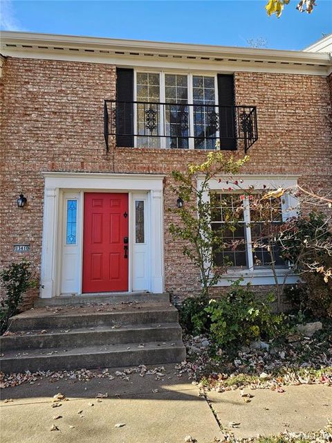 Photo of 13410 Forestlac Drive, Chesterfield, MO 63141 (MLS # 25078620)