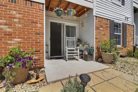 Tiny photo for 16566 Victoria Crossing Drive #B, Wildwood, MO 63040 (MLS # 26041154)