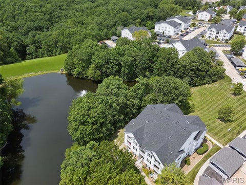 Tiny photo for 16566 Victoria Crossing Drive #B, Wildwood, MO 63040 (MLS # 26041154)