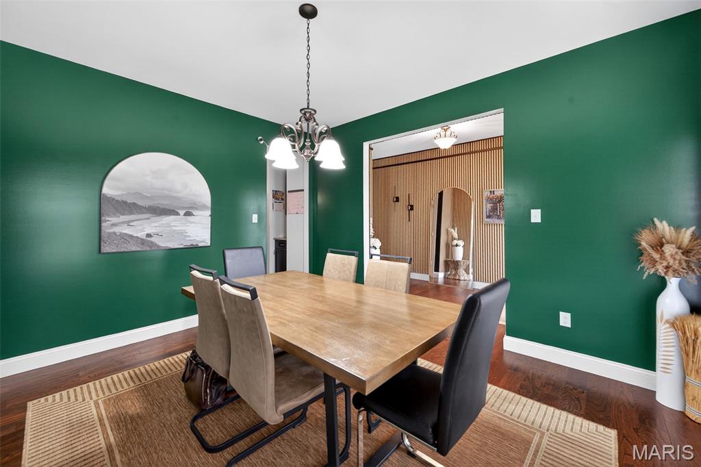 968 Ridgepointe Place Circle