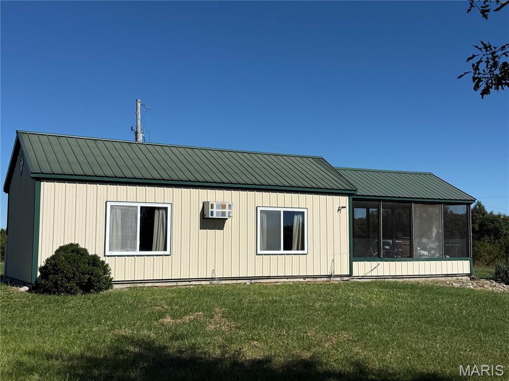 Photo of 24701 Desoto Lane, Kirksville, MO 63501 (MLS # 26067316)