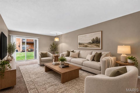 Tiny photo for 1953 Greenglen Drive #201, Kirkwood, MO 63122 (MLS # 26061243)