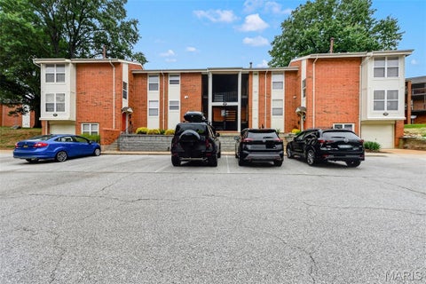 Tiny photo for 1953 Greenglen Drive #201, Kirkwood, MO 63122 (MLS # 26061243)