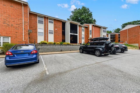 Tiny photo for 1953 Greenglen Drive #201, Kirkwood, MO 63122 (MLS # 26061243)