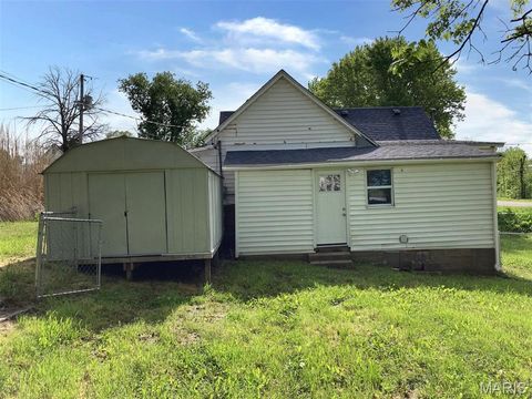 Tiny photo for 1205 Madison Street, Centertown, MO 65023 (MLS # 26030652)
