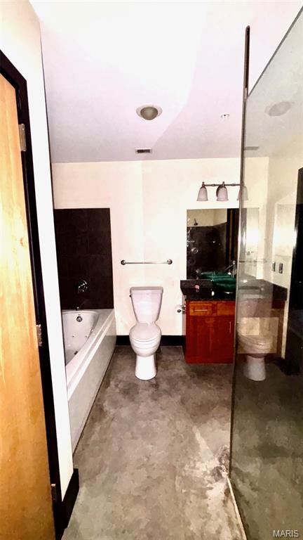 Lucas Lofts Condo - Residential Lease